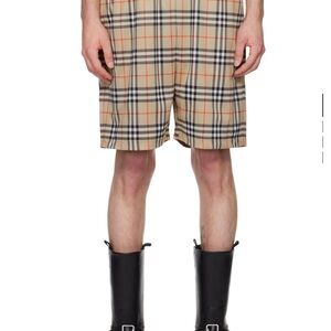 Burberry Debson Beige Check Shorts Vintage NWT